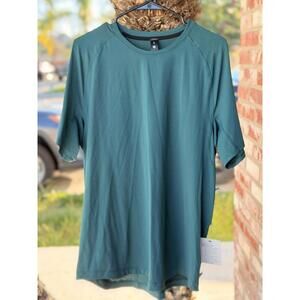 Lululemon License to Train Short Sleeve – Men’s XL – New With Tags